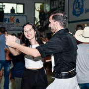 Baile Tchê Garotos